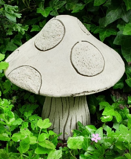 �ڻ��ߡ� �ѹ�SPARTA STATUES ��Toadstool Small�� �����ǥ󥪡��ʥ���