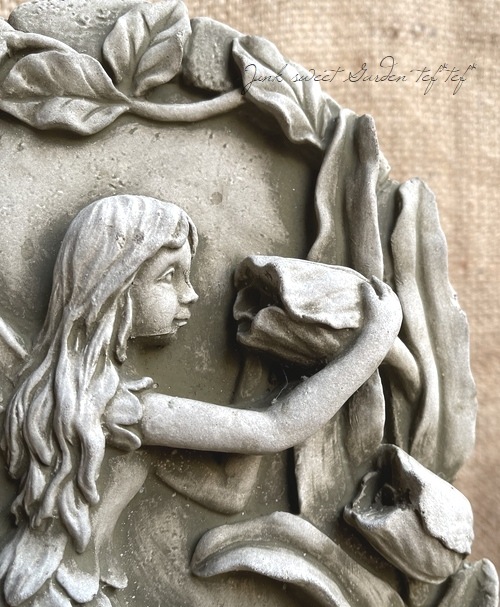 雑貨】 英国SPARTA STATUES 『Fairy and Flowers Plaque』 ガーデン
