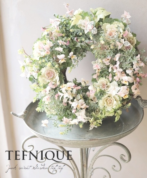 寄せ植え】 -TEFNIQUE-寄せ植えリース 2024 * no.17 * 蝶が舞う