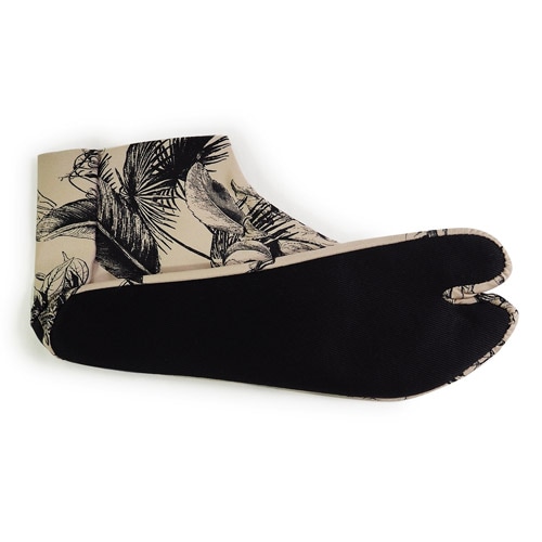 �ܥ��˥�����­��A