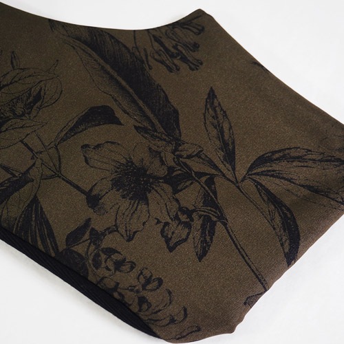 �ܥ��˥�����­��A