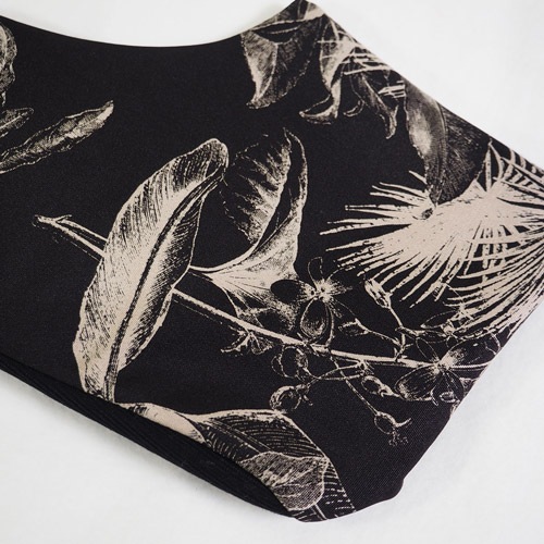 �ܥ��˥�����­��A