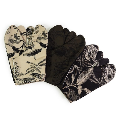 �ܥ��˥�����­��A