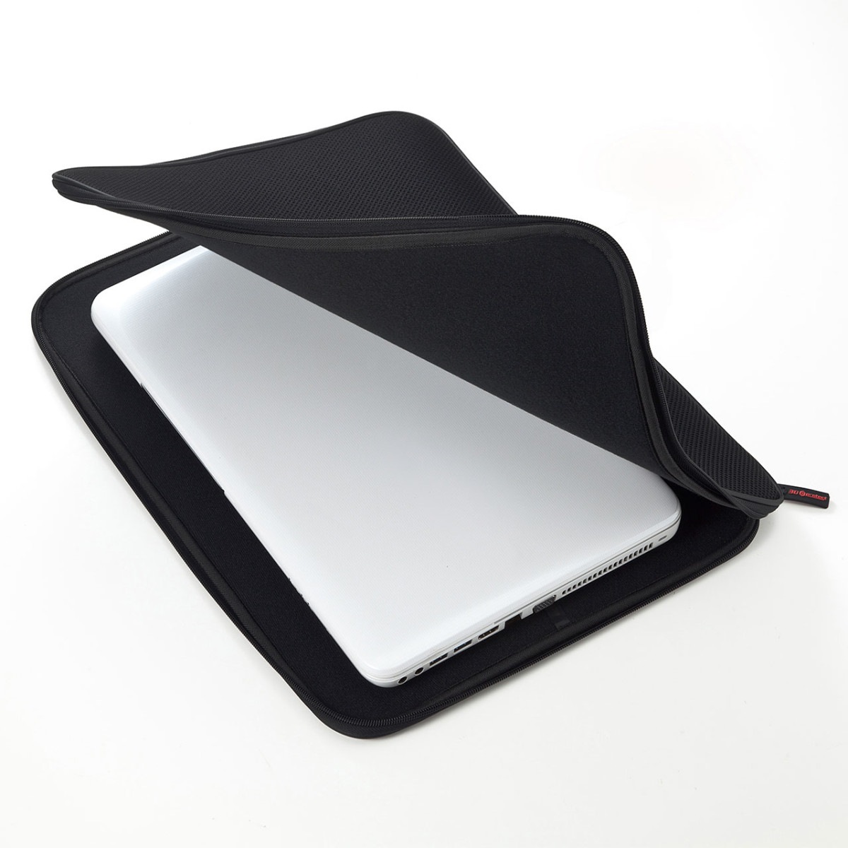 [IN-SG15BK] ȿȯ3Då奱(15.6б֥å)