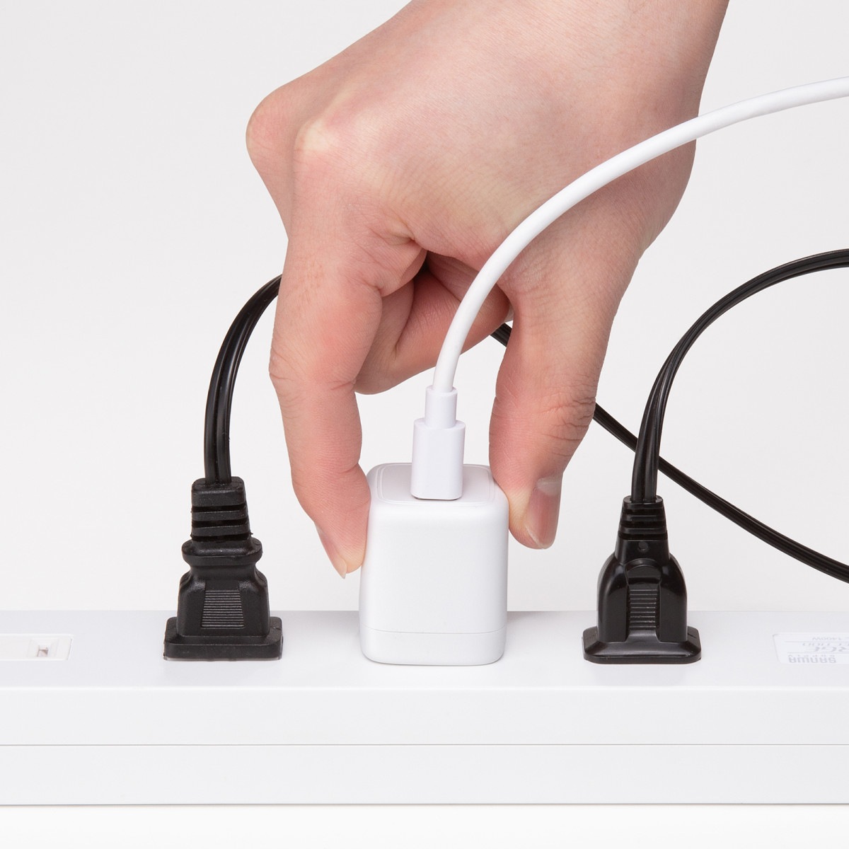 [ACA-PD113W] USB PD�б����塼�ַ�AC���Ŵ�(PD20W)