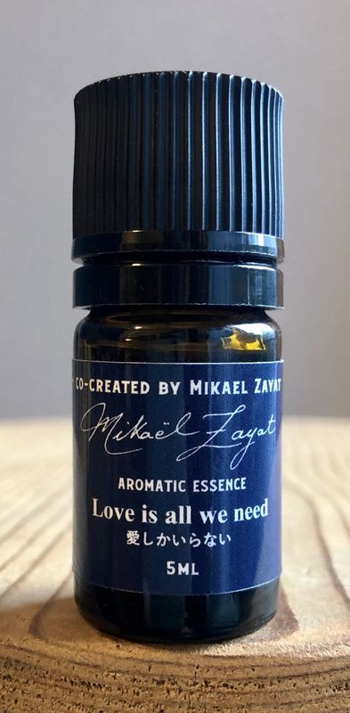 ���������Love is all we need�۰���������ʤ�/��co-created by Mikael Zayat��