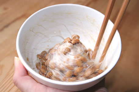 極小粒 パック納豆 ｜ 創業100余年 老舗の味「水戸元祖 天狗納豆」