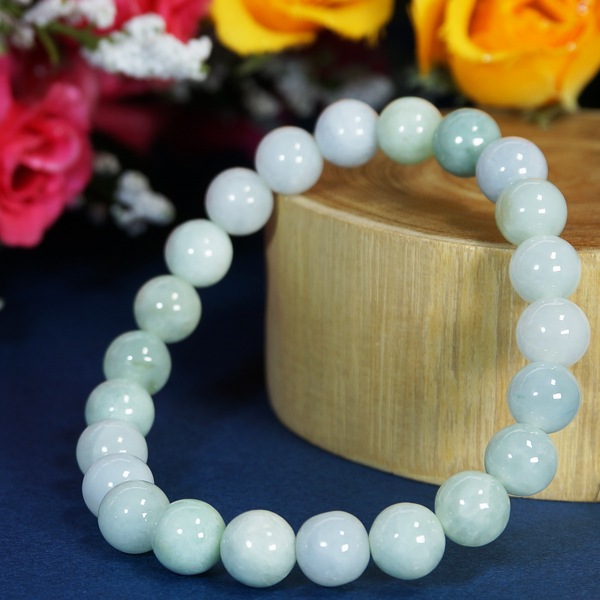 ミャンマー産本翡翠(ヒスイ)丸玉φ8mmブレスレット