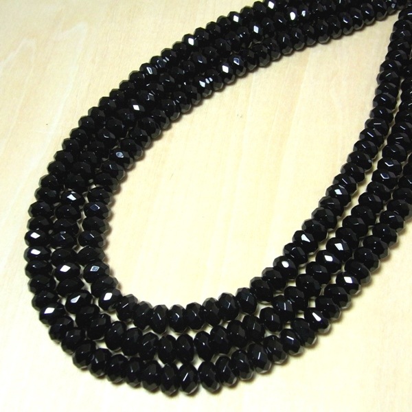 カット平黒オニキス一連（4×8mm） 連売り 素材 パーツ ボタンカット