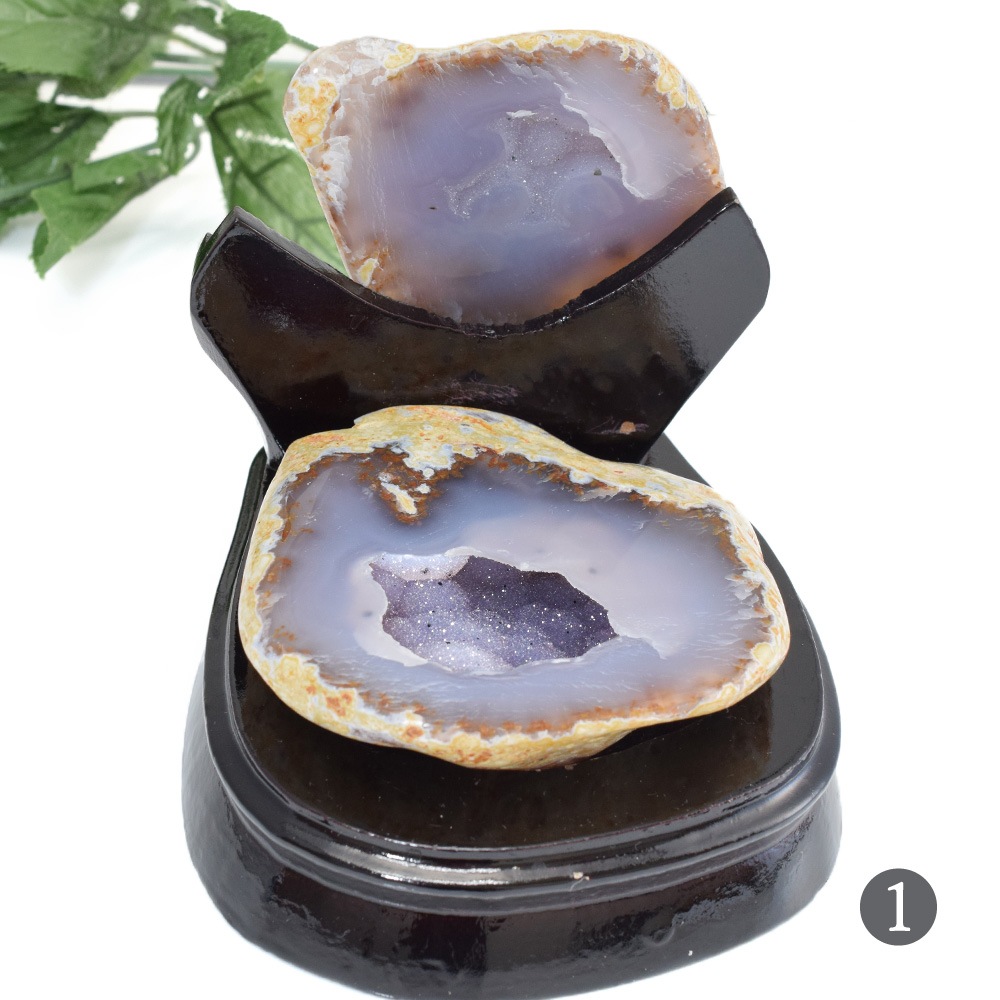 トレジャーメノウ メノウ ブラジル産 treasure agate 台付き 一点物 【重量約800g~1400g】原石 インテリアストーン 置物 置き物 聚宝盆 瑪瑙 原石 飾り物 クラスター メノウ