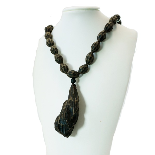 最高の香木☆沈香(じんこう) アロマ 土沈香ネックレス＜ブロック