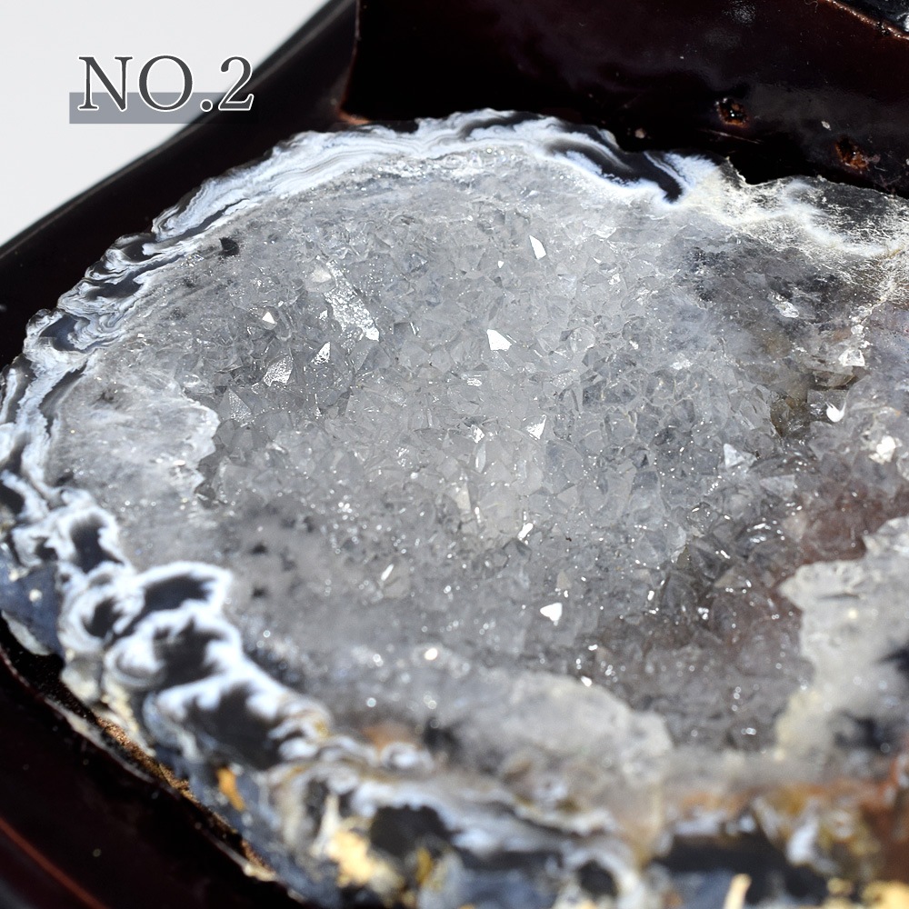 1点物 トレジャーメノウ ブラジル産 天然石 メノウ (瑪瑙) 水晶  ジオード メノウ アゲート 原石 【重量約500g～700g】 インテリアストーン 置物 原石 クラスター