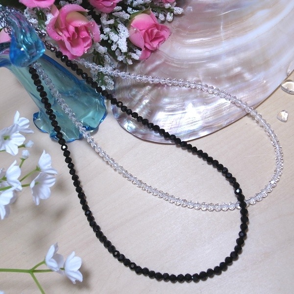 カットガラスネックレス