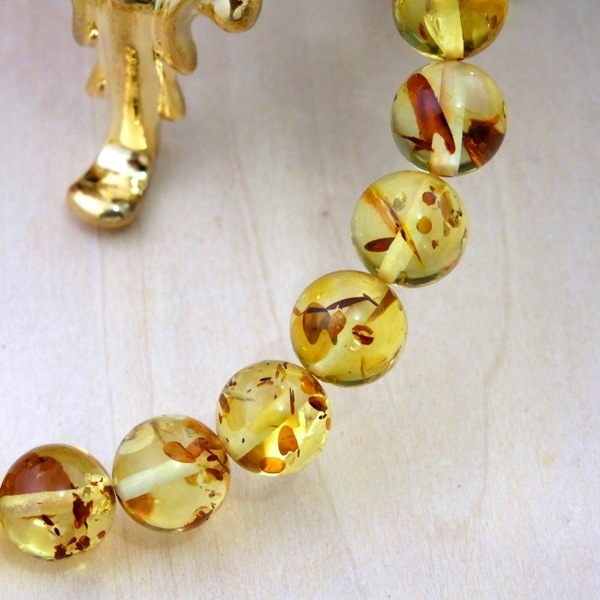 高品質アンバー(琥珀)(8mm)ブレスレット