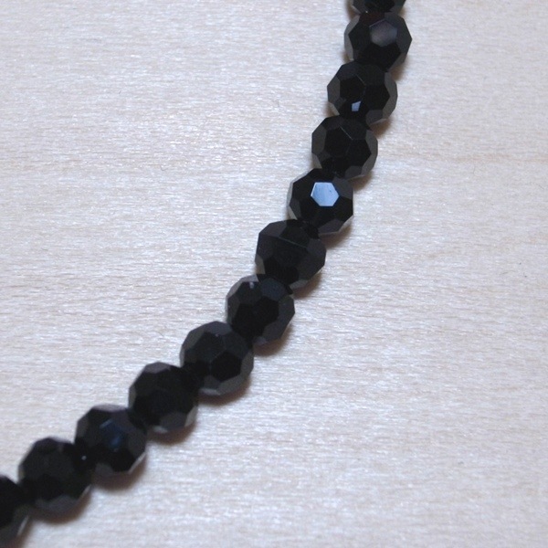 カットガラスネックレス