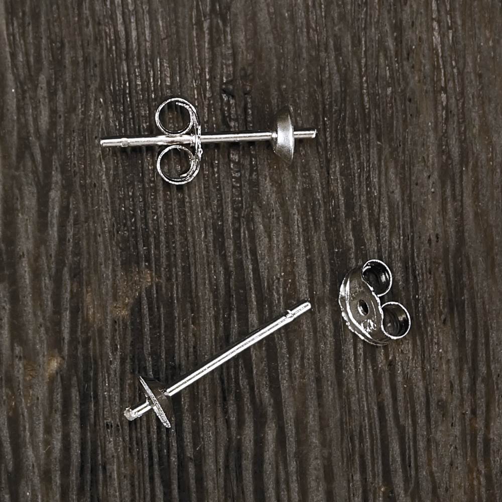 アクセサリー金具 ピアス 芯立 丸皿4mm (1ペア) シルバー925 プラチナ仕上げ 留め具 パーツ ハンドメイド