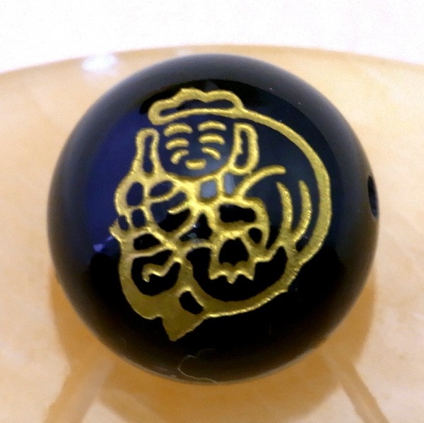 ＜金塗り＞手彫り【七福神】（黒オニキス）12mm-14mm丸玉♪穴有り