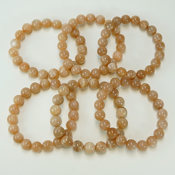 6月の誕生石★＜オレンジ＞ムーンストーン(10mm)ブレスレット