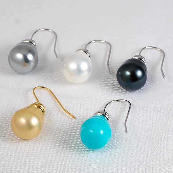 ＜ドロップ＞貝パールピアス