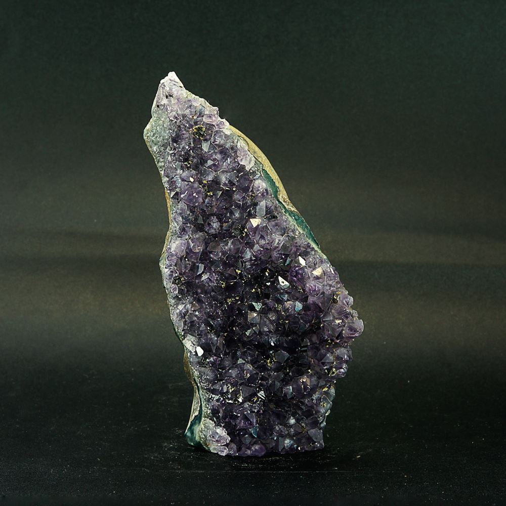 激レア！ アメジストと熔岩石のコラボ 手彫り 彫刻 イルカ 237g 天然石