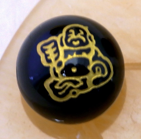 ＜金塗り＞手彫り【七福神】（黒オニキス）12mm-14mm丸玉♪穴有り