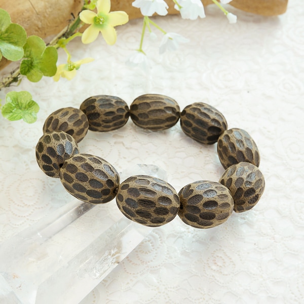 最高の香木☆沈香(じんこう) アロマ 土沈香ブレスレット 楕円18×25mm