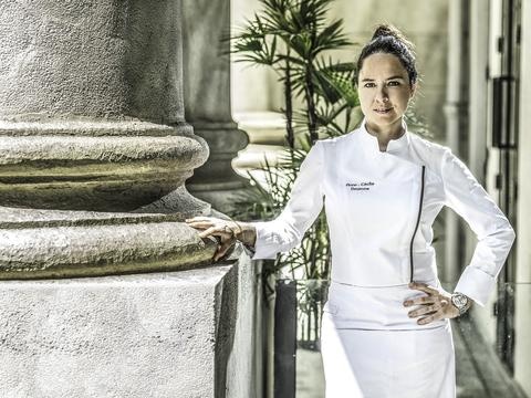 SIENNE　BLANC　ジェンヌ　ホワイト