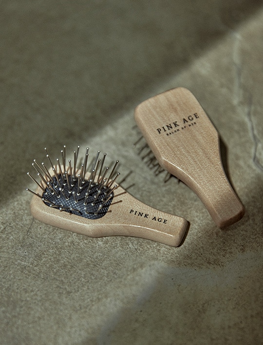 ウィッグケア用品）ミニウッドブラシ