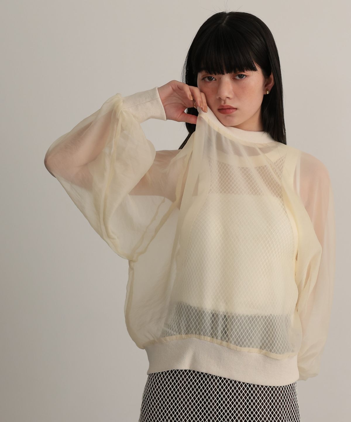 Sheer volume sleeve blouse / Ivory