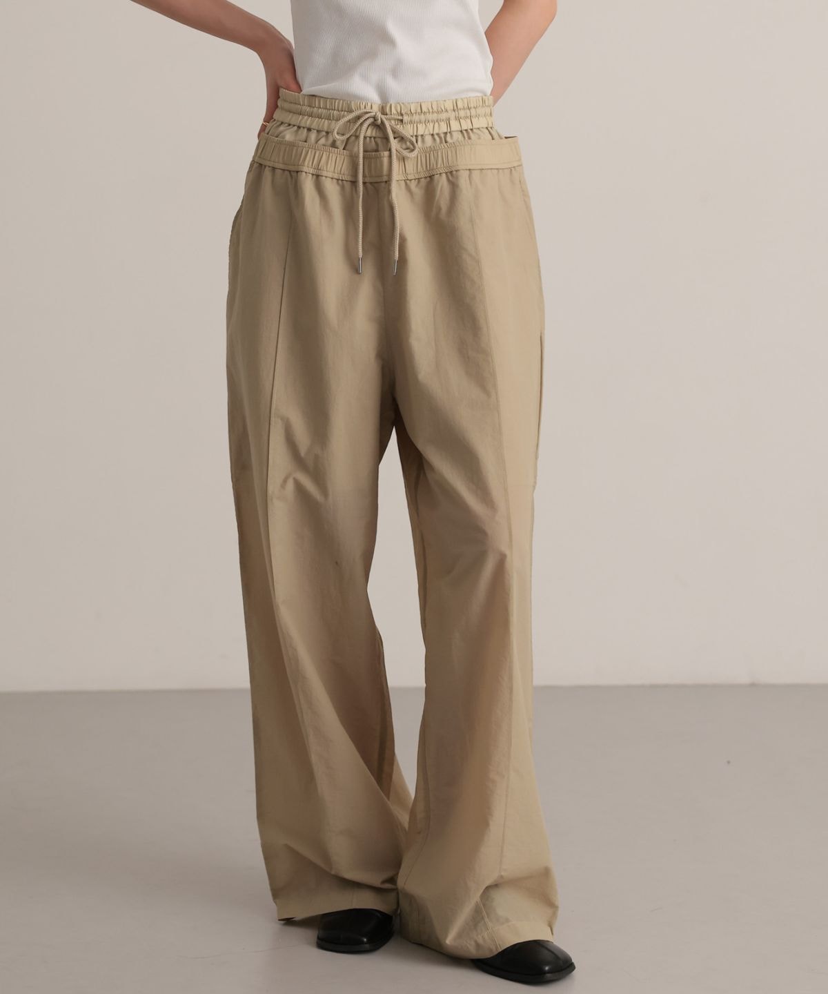 Double waist sheer easy pants / Beige | NEW ARRIVAL | TENTO online