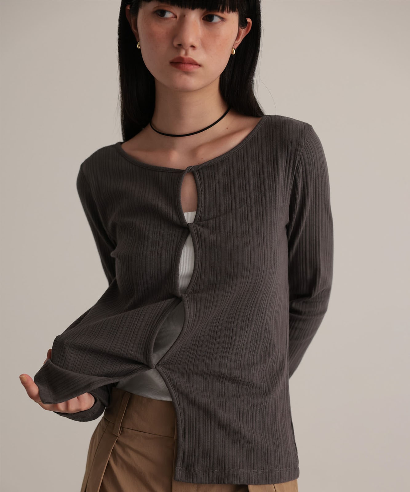 2WAY twist design cut and sew