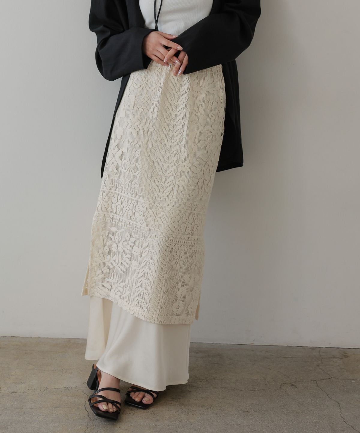 【Newcolor】Layered lace Satin skirt