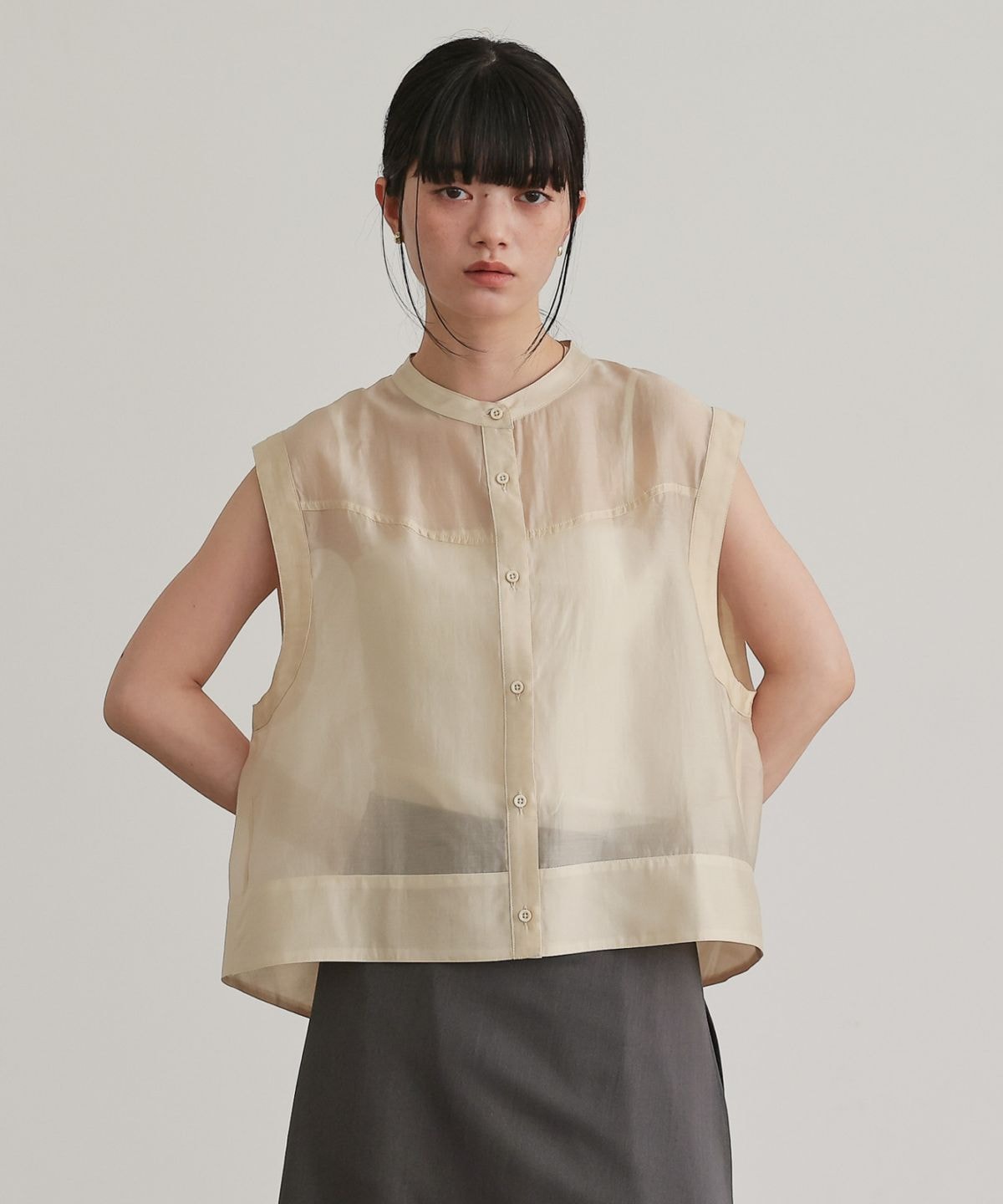 Sleeveless sheer shirt