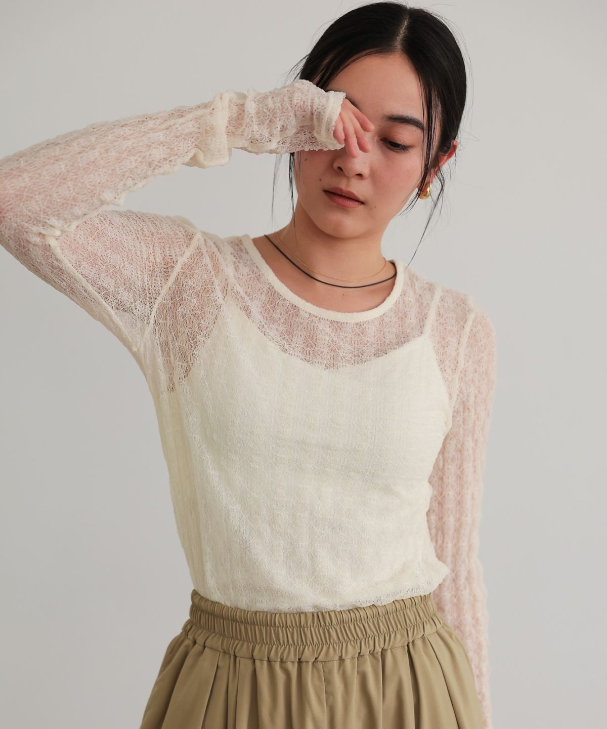 ストレッチレースプルオーバー