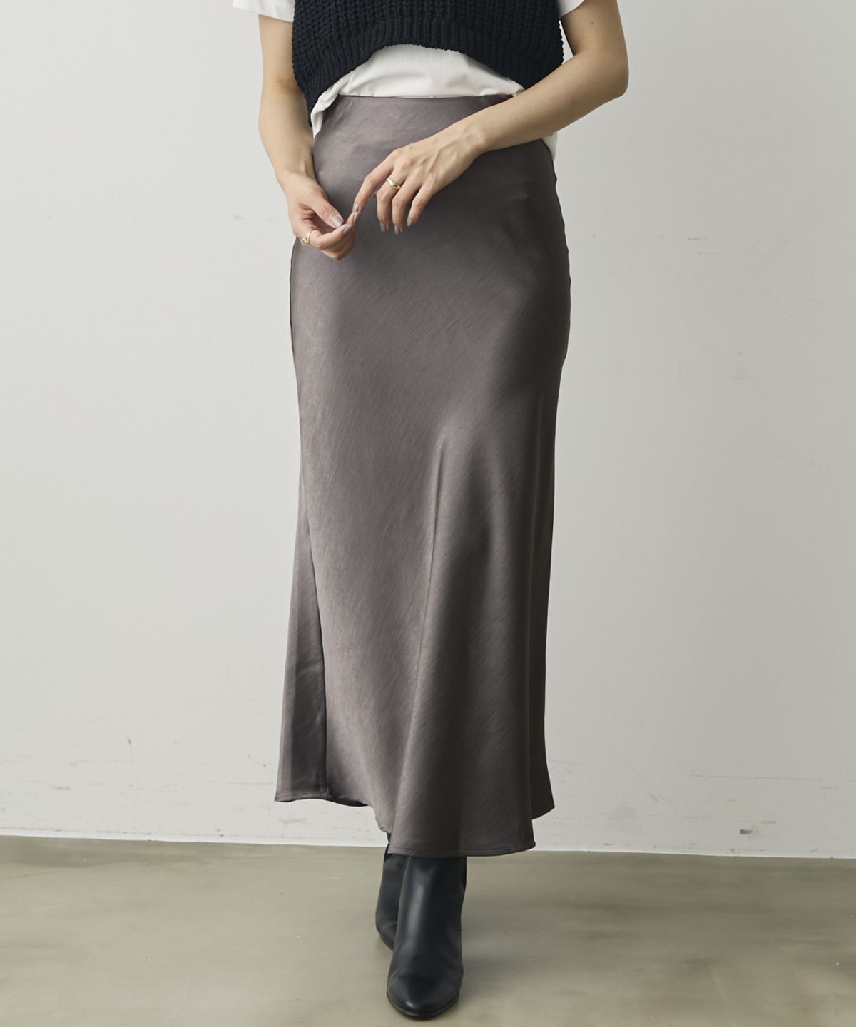 【attiree】【５色展開】【S,M,Lサイズ展開】サテンスカート