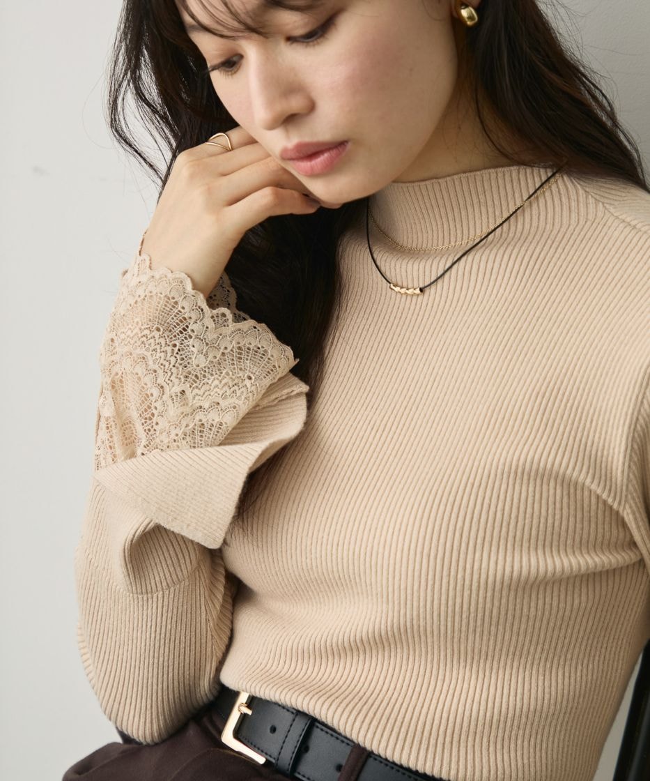 【attiree】袖レース付き ベルスリーブリブニットセーター