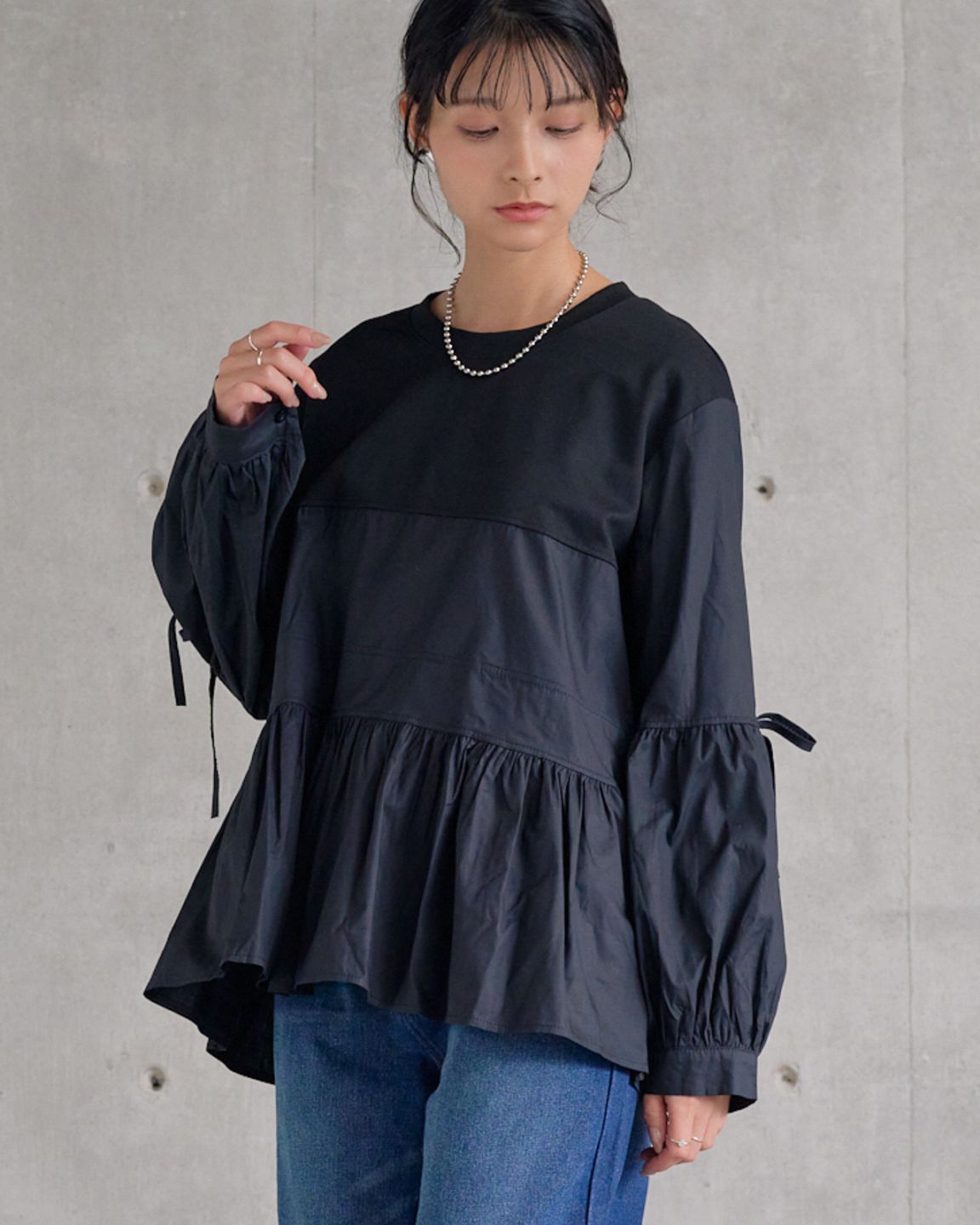 【attiree】異素材切り替えティアードプルオーバー