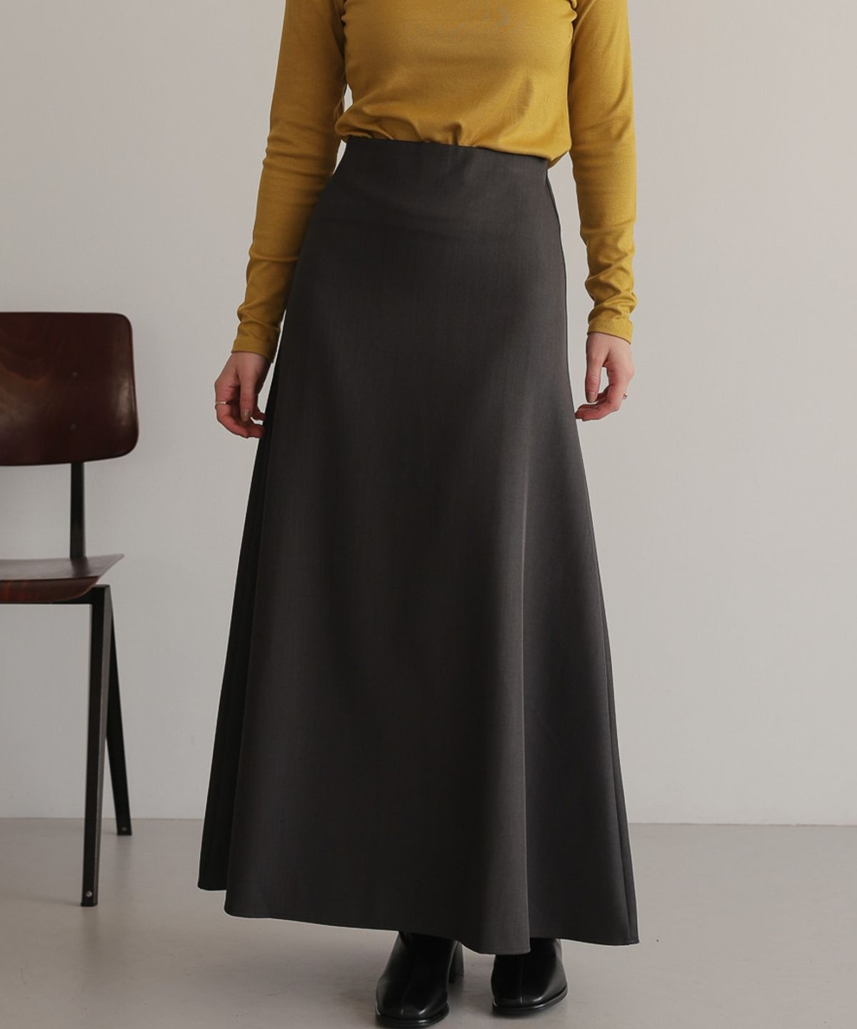 【attireeAラインフレアスカート