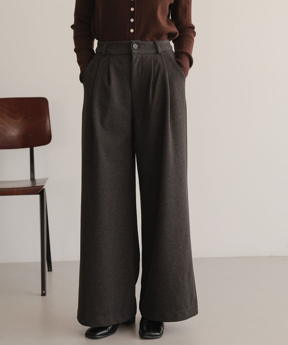 【attiree】ワイドパンツ