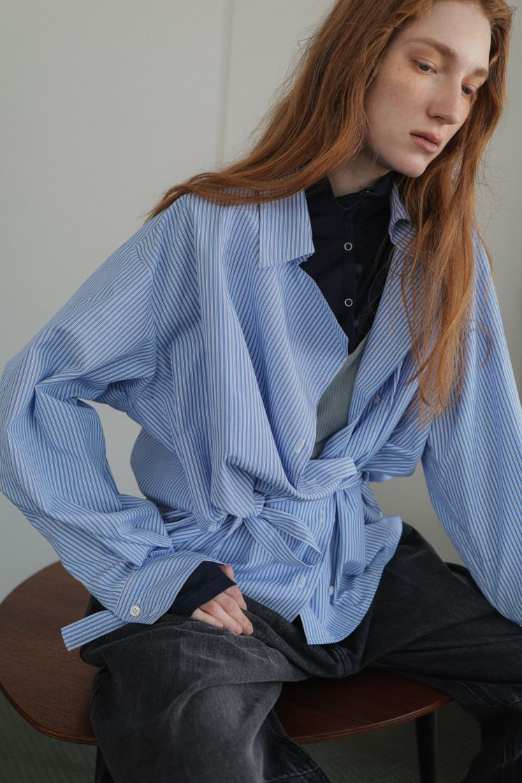 【Blue】Oversized Belted Striped Shirt