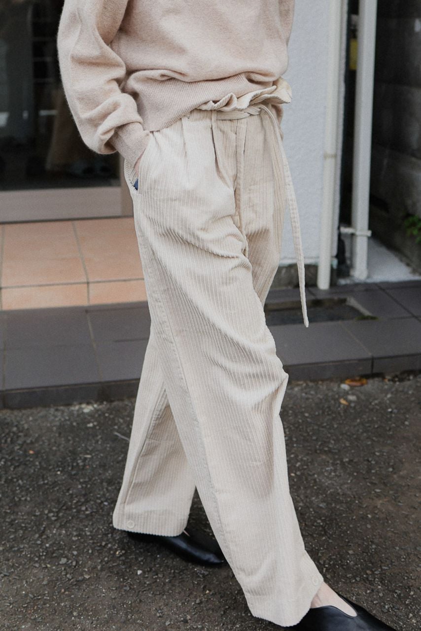 【Ivory】Wide-Leg Corduroy Pants