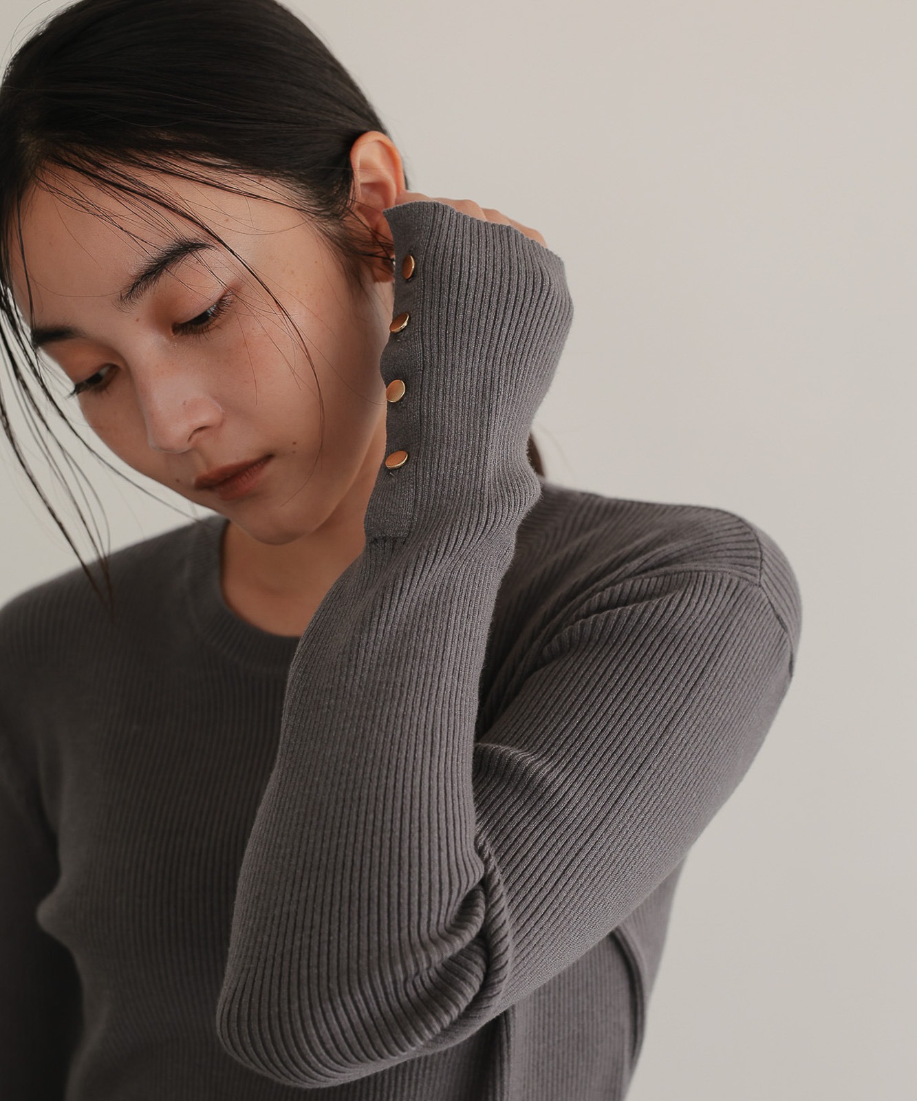 メタルボタンリブニットセーター | NEW ARRIVAL | TENTO online store