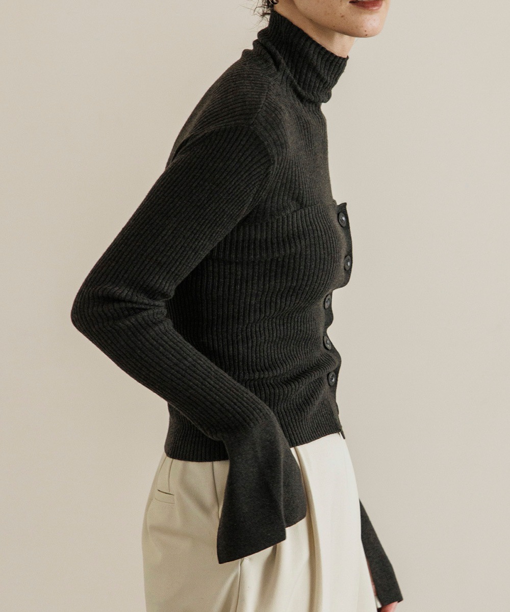 mika　ENFOLD トップス➕ニットタートルセット！！ ビスチェ付フレアカフスリブタートルニット | Knit | TENTO online