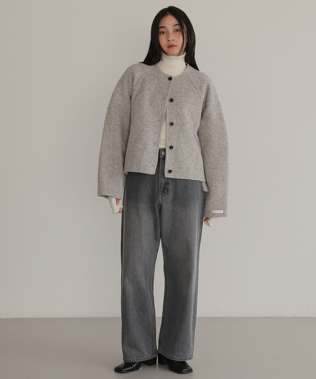 Oversized Collarless Short Coat | TENTO | TENTO online store