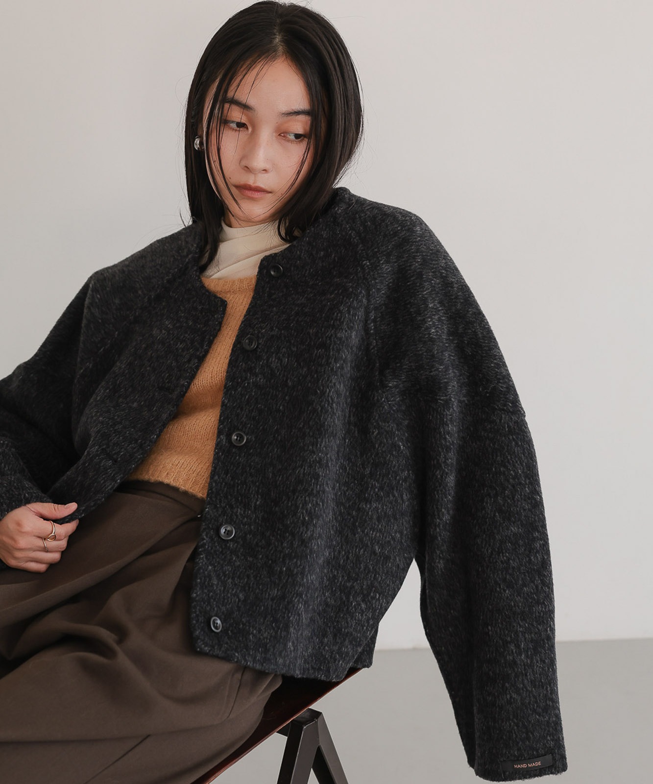 Oversized Collarless Short Coat | TENTO | TENTO online store