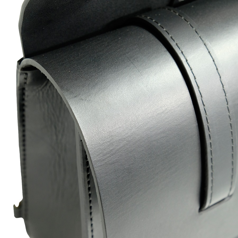 レザーサドルバッグ 左側用