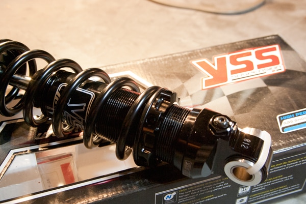 11inch スポーツスター ショートショック | サスペンション,リア