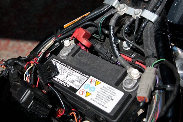 アーシングヘルパー バッテリー端子用