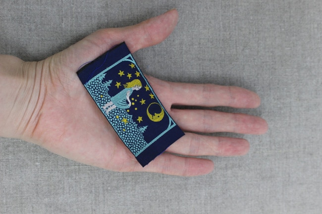 KAFKA　カフカ社【1枚単位】約幅40mm×75mm　星の金貨(Sterntaler)物語・童話タグ・ラベル