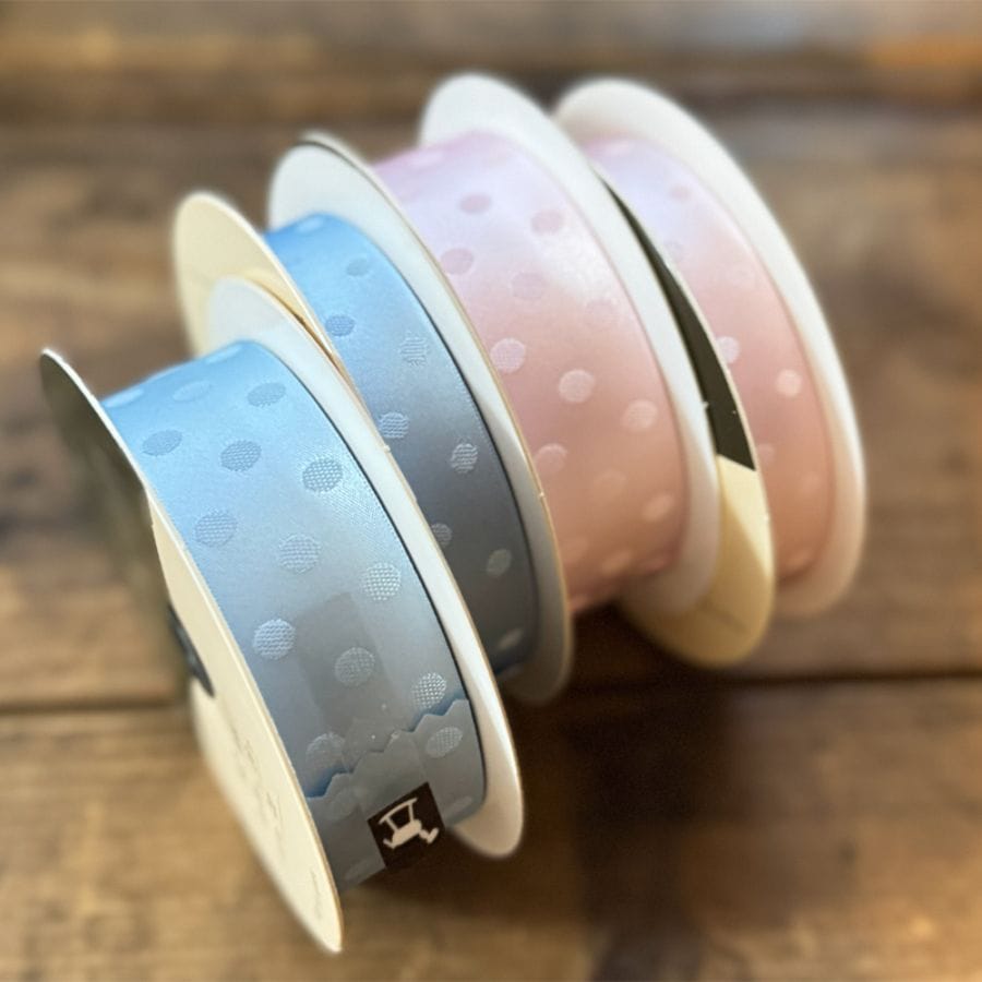 片面サテンリボンの通販｜100色・9幅｜アイリボンテラキ バッドグリーン 片面サテンリボン 3/8インチ x 100ヤード